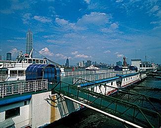 日式RPG	《第三势力的崛起》确定2月10日登陆全主流平台